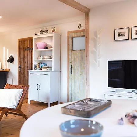 Tatil Evi Pommernhaus Bay Cabin, Kamin, Sup's Altwarp