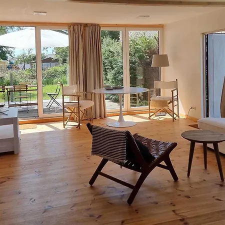 Pommernhaus Bay Cabin, Kamin, Sup's Tatil Evi Altwarp